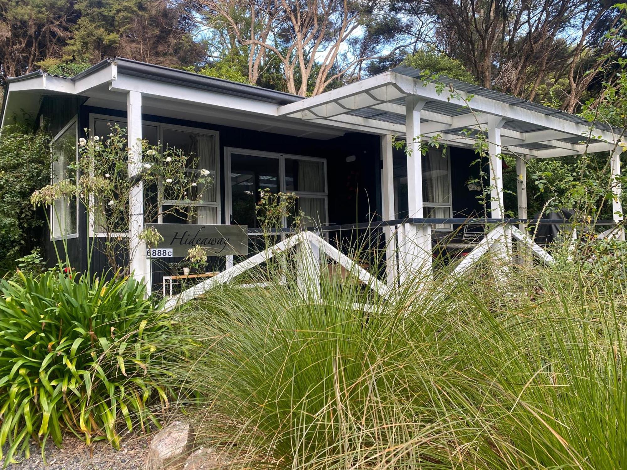 Hideaway - A Couples Retreat Villa Akaroa Luaran gambar