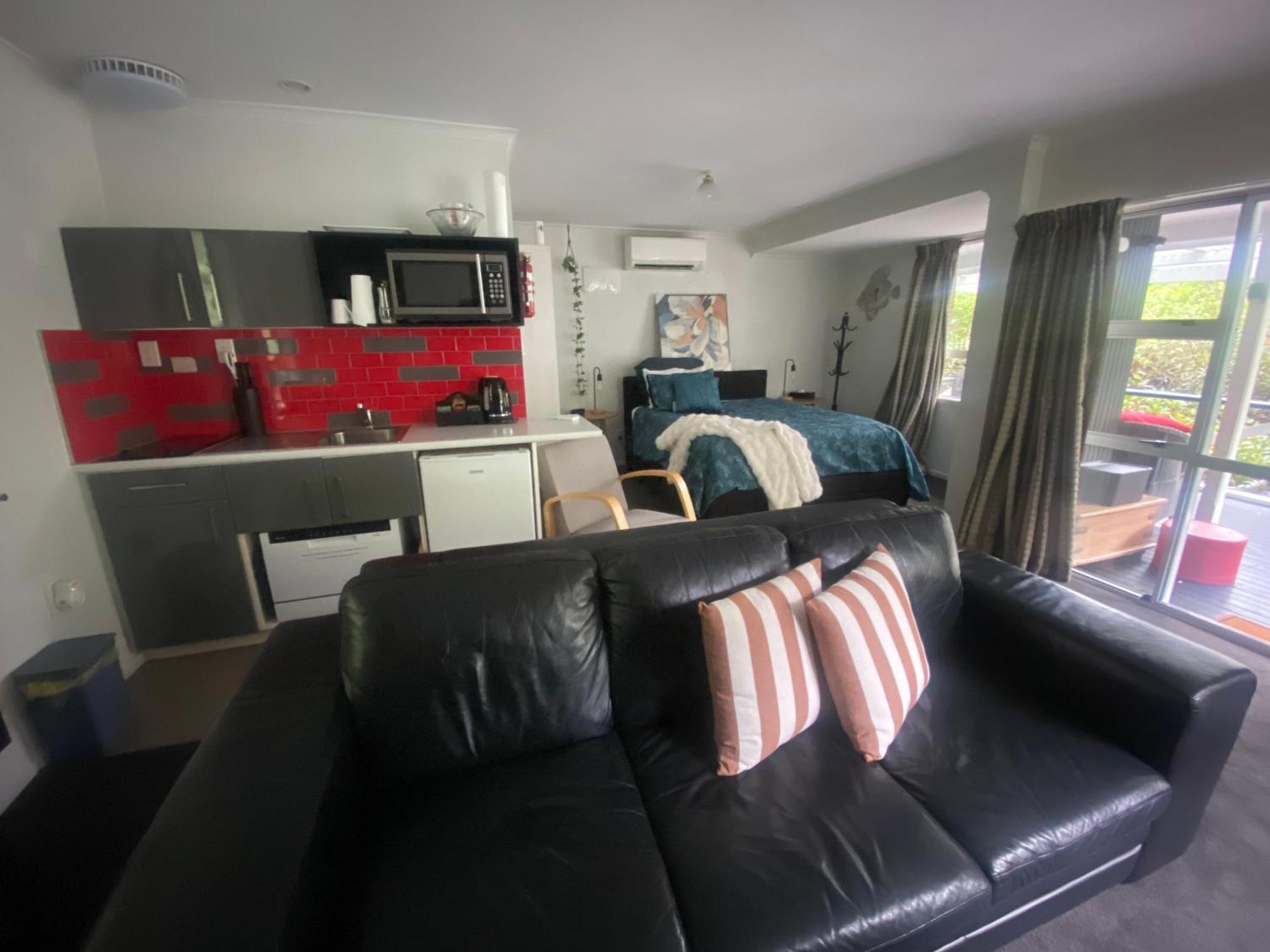 Hideaway - A Couples Retreat Villa Akaroa Luaran gambar